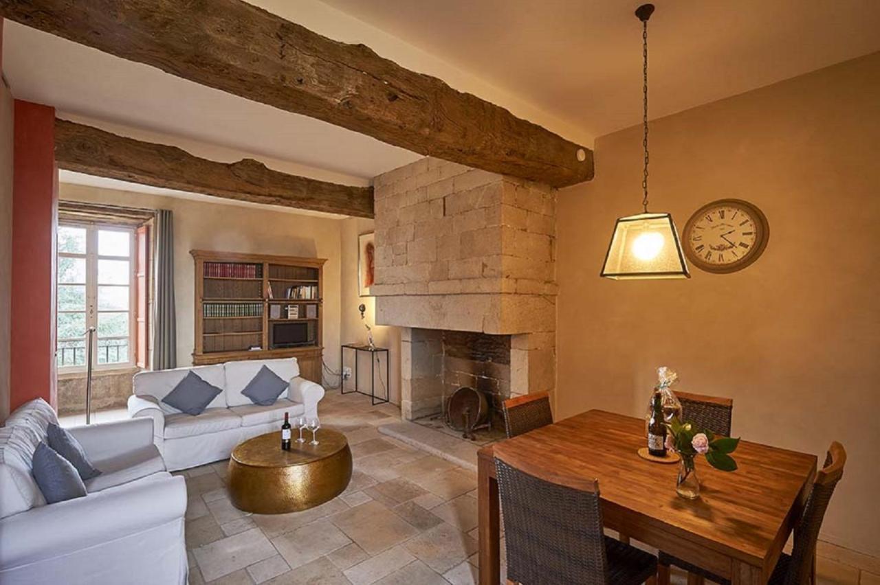Gite Le Logis - Manoir Le Plessix Madeuc Corseul Exterior foto